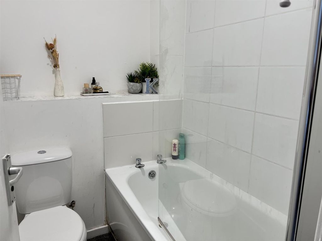 Additional image 7 of Studio to rentCharlotte Mews, City Centre, Newcastle NE1