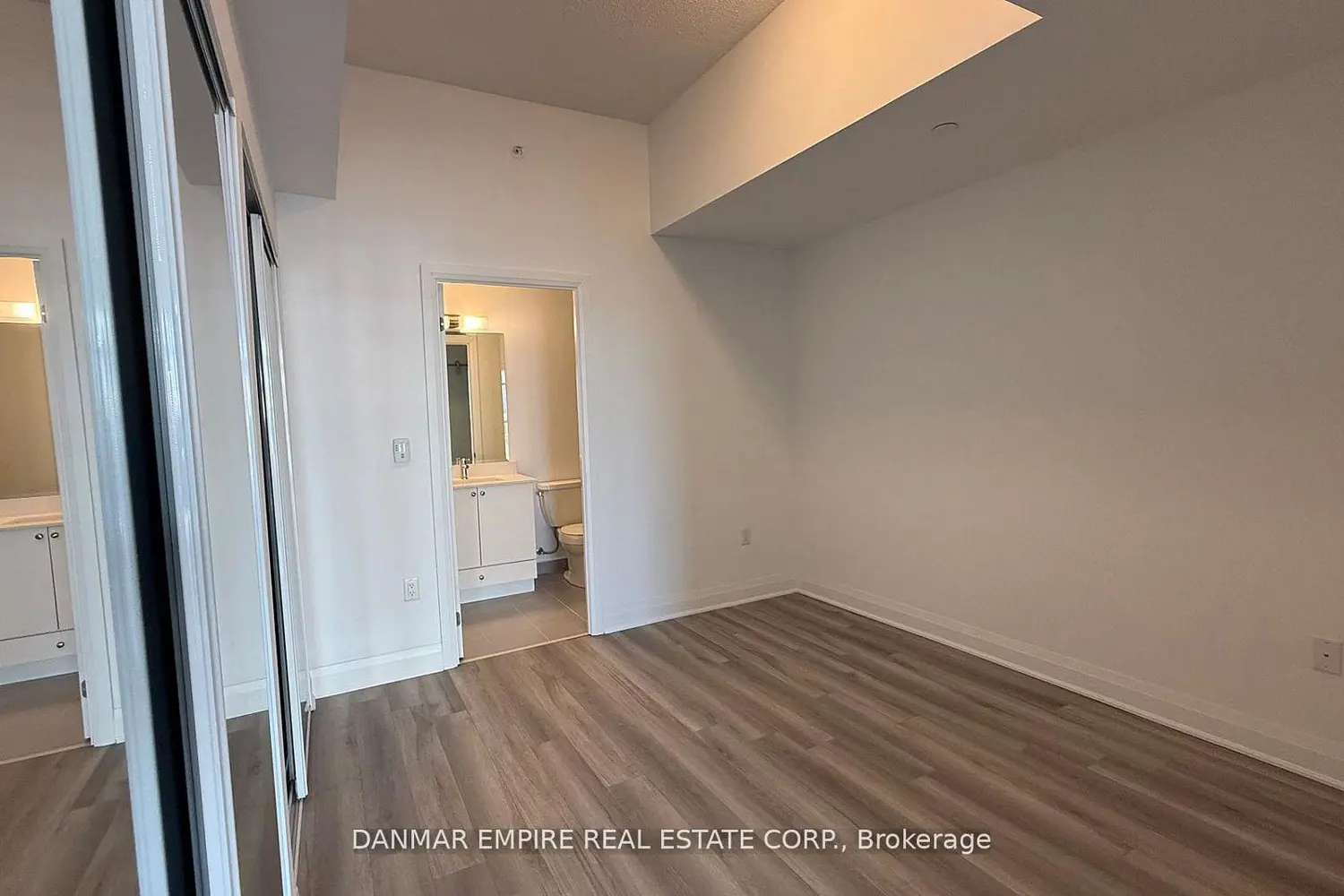 3220 Sheppard Avenue 607 photo 5