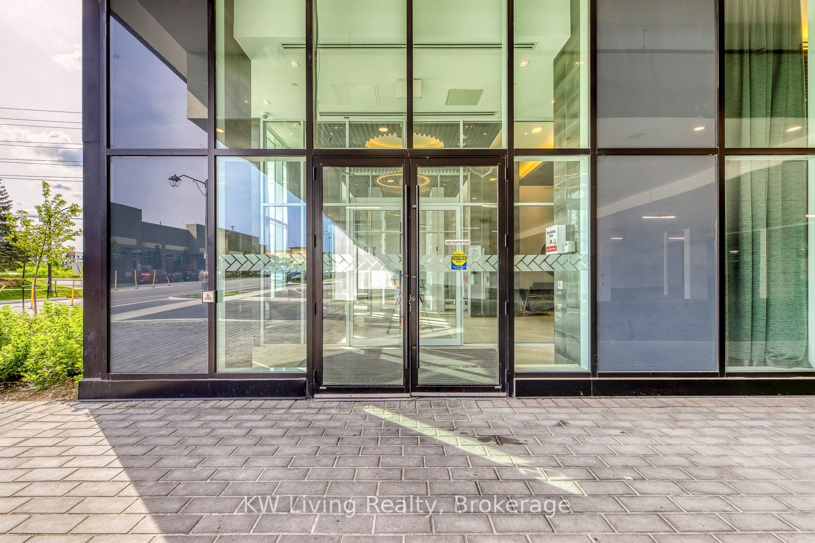Additional image 3 of 711-2489 Taunton Road, Oakville, ON, L6H 3R9