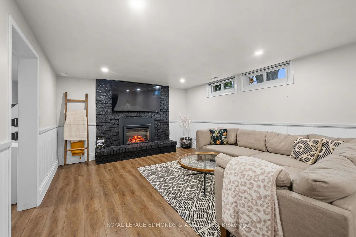 Additional image 9 of 379 Morris Street