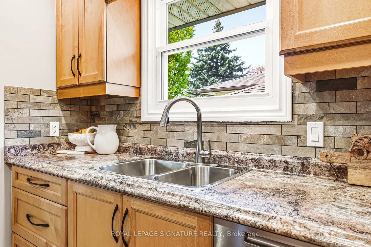Additional image 6 of 104 Gardiner Drive