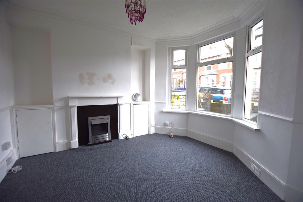 Additional image 2 of 3 bed end terrace house to rentSt. Marys Avenue, Barry CF63