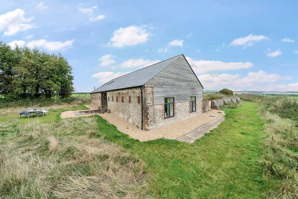 Additional image 21 of 4 bed barn conversion to rentSlatey Barn Langford Farm, Chilgrove Road, Lavant, Chichester, West Sussex PO18