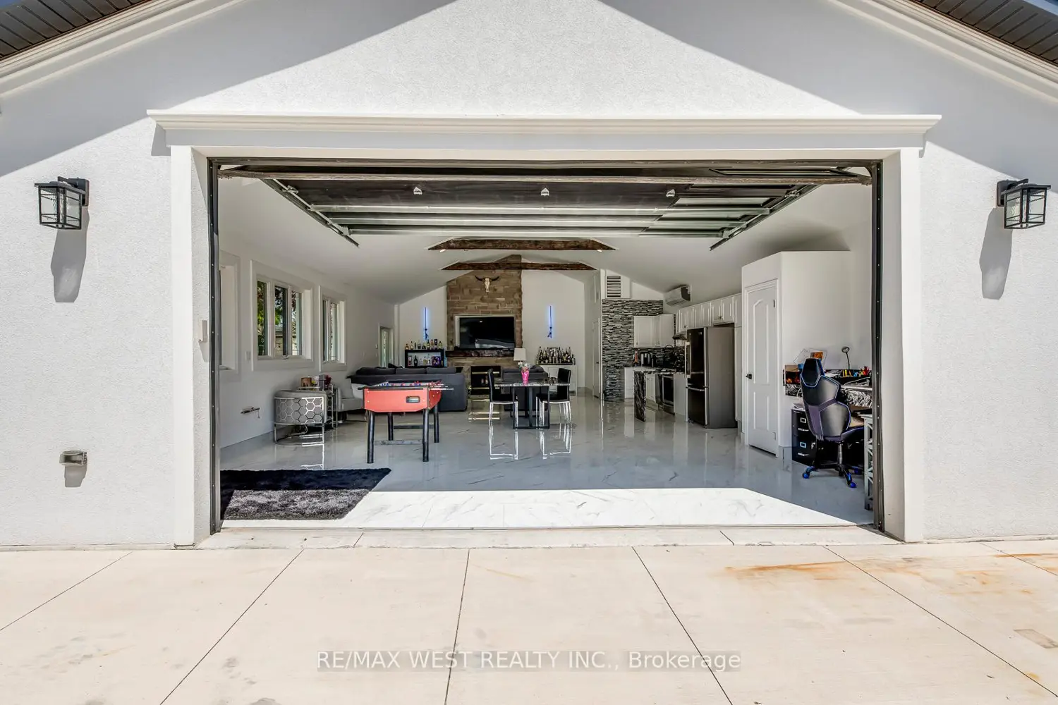 Additional image 9 of 8077 Mount Carmel Boulevard