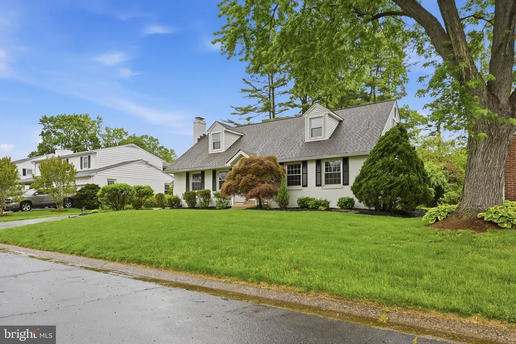 126 Dickinson Lane, Wilmington, DE 19807