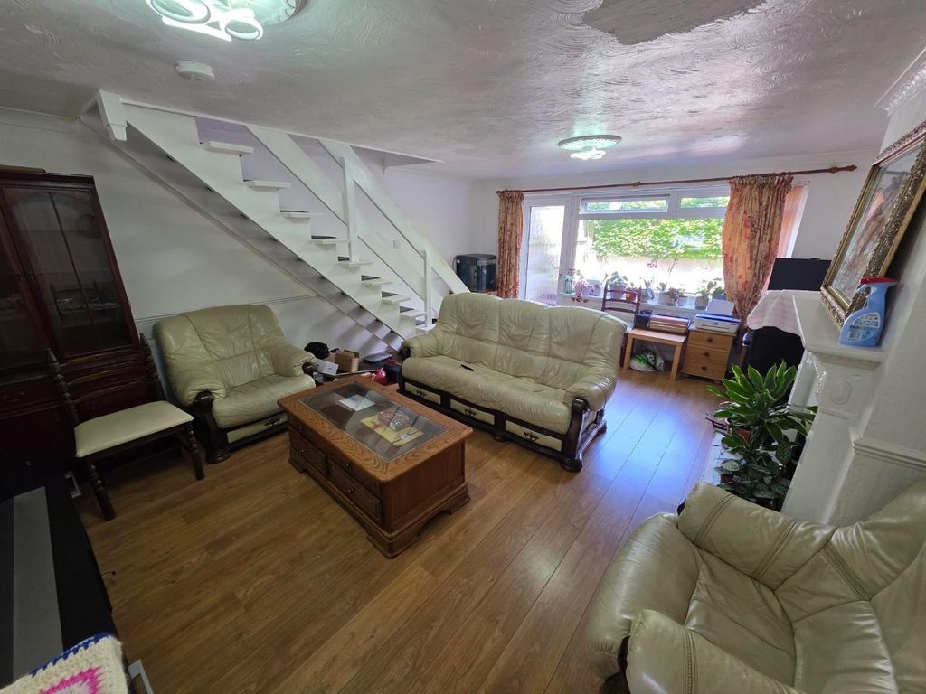 Additional image 4 of 3 bed end terrace house to rentAsh Grove, Llandough, Penarth CF64