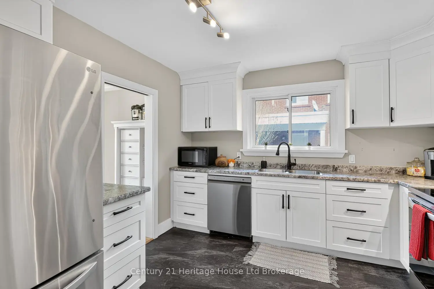 Additional image 4 of 1004 Nesbitt Crescent