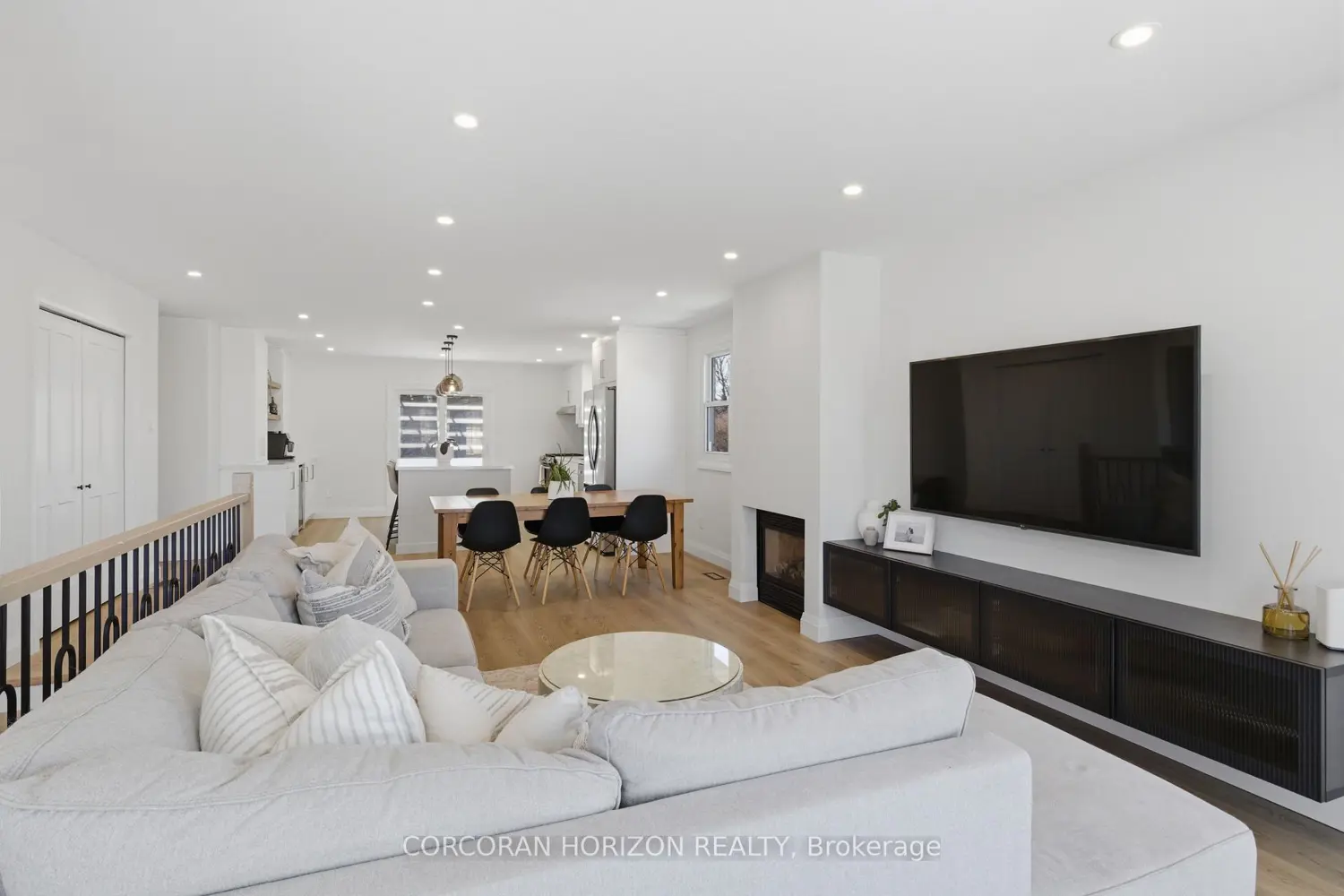 5 Bradbury Crescent photo 5