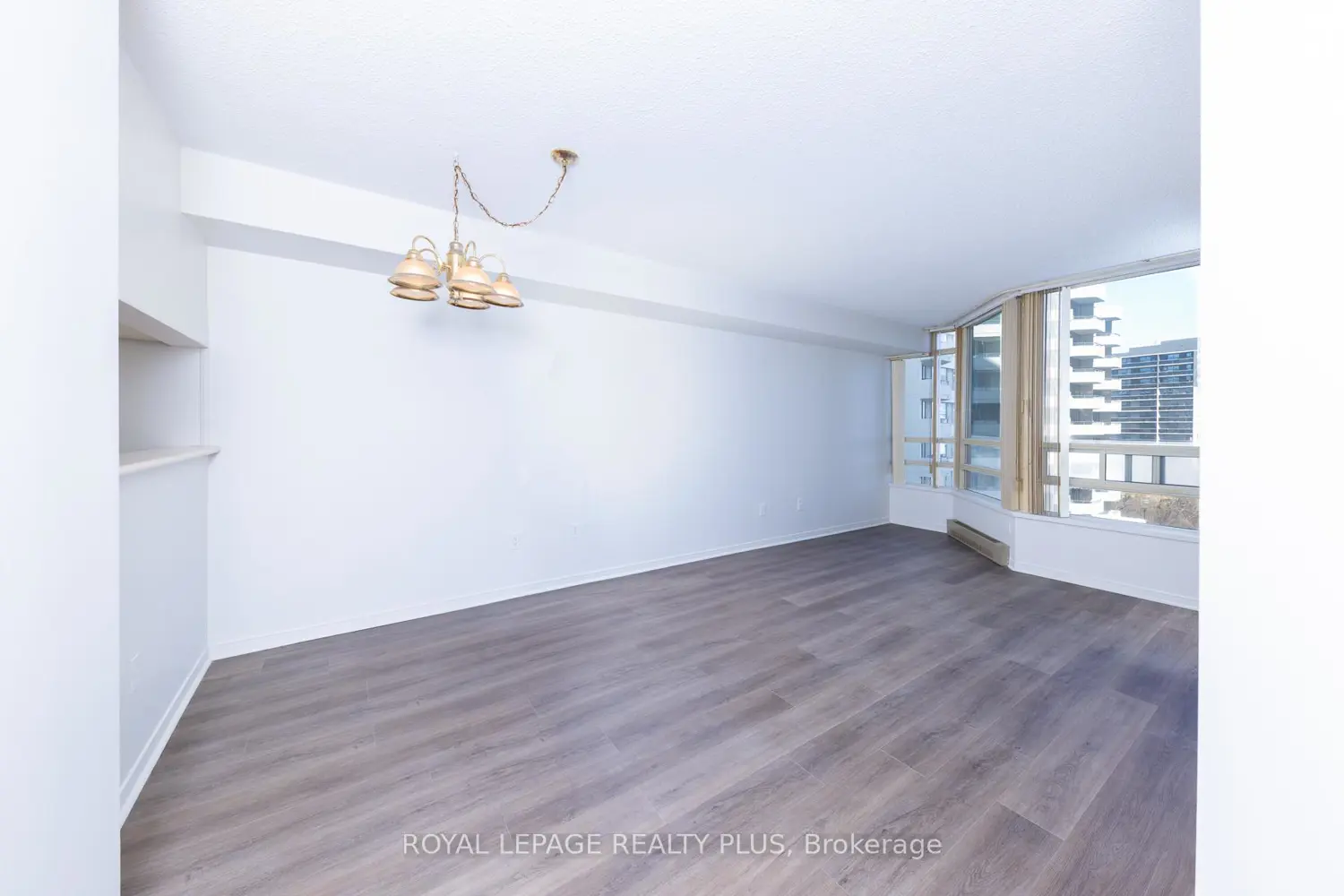 Additional image 11 of 75 King Street 607