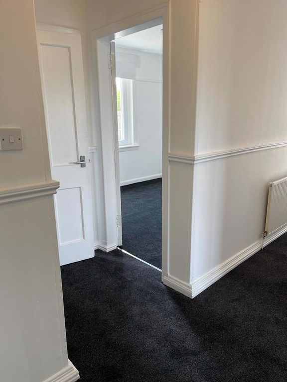 Additional image 8 of 3 bed flat to rentNorth Drive, Troon KA10