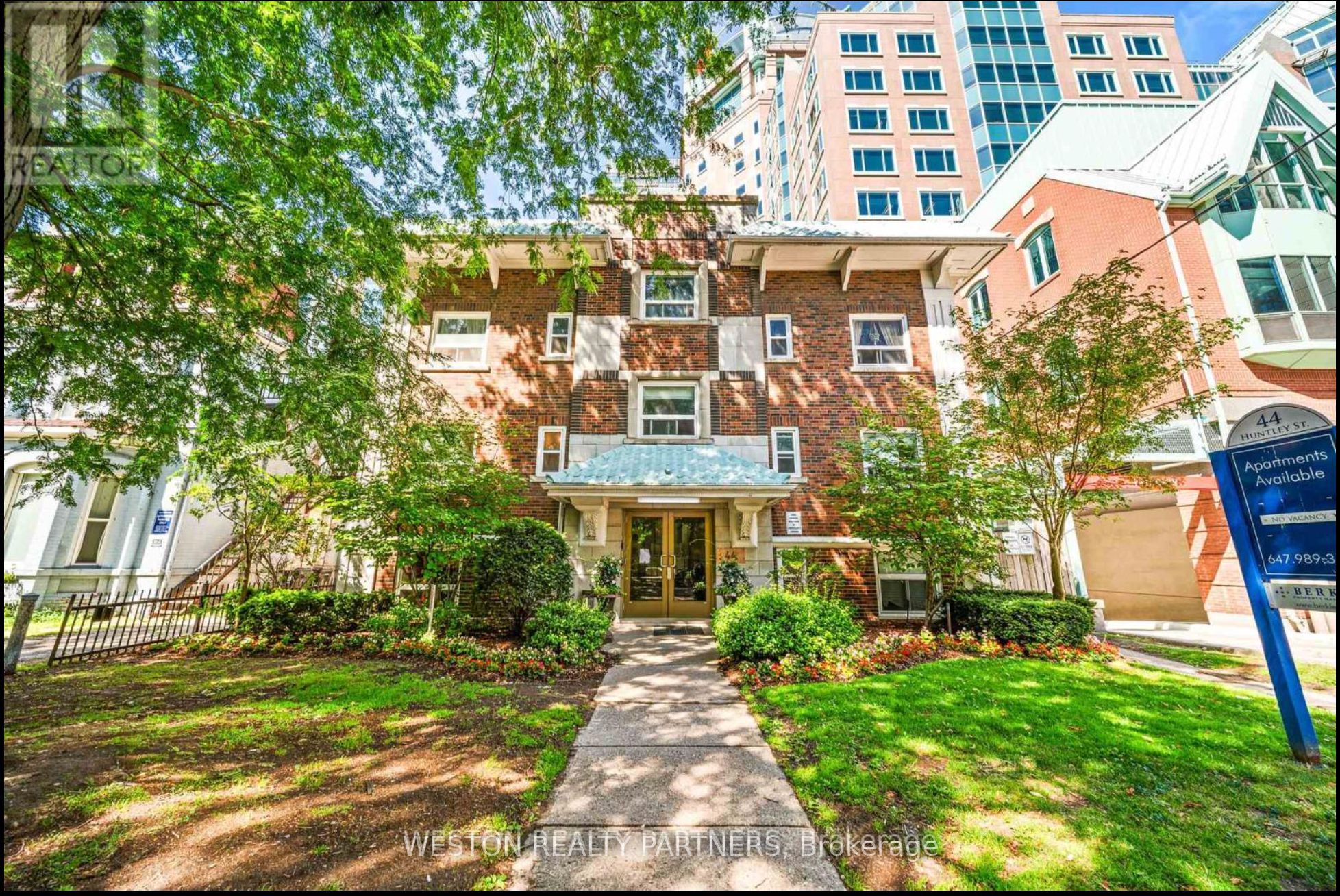 306-44 Huntley Street, Toronto, ON, M4Y 2L1