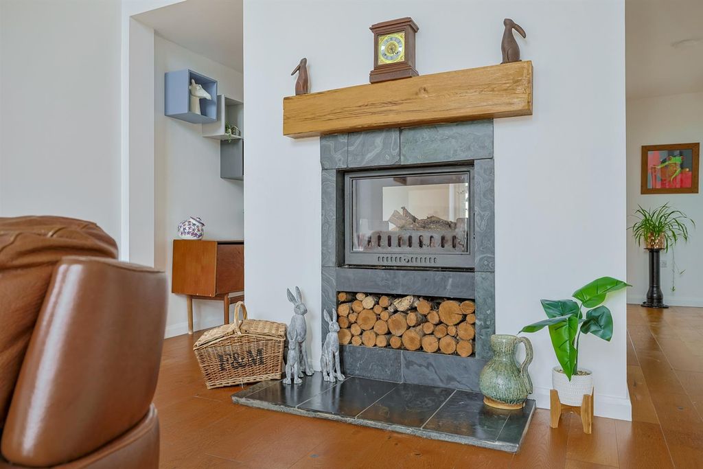 Additional image 6 of 6 bed detached house for salePant Y Meillion, Llandeilo Road, Gorslas, Llanelli SA14