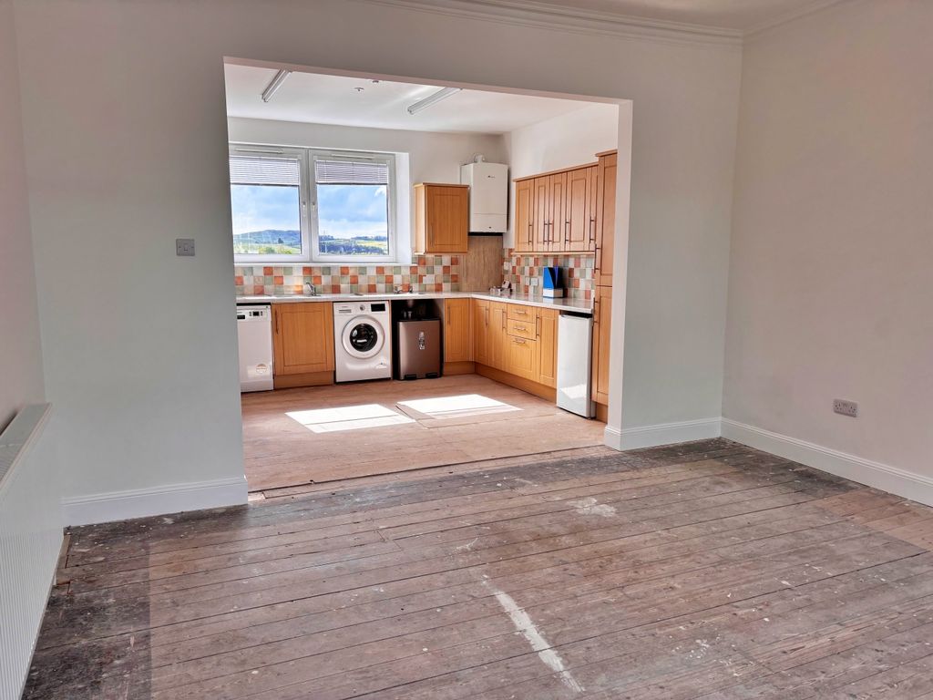 Additional image 7 of 4 bed flat for saleQueen Street, Castle Douglas DG7