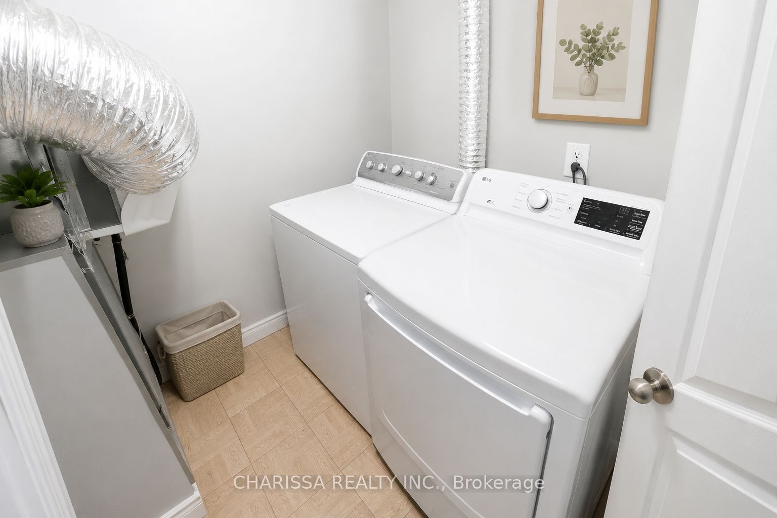 Additional image 6 of Bsmt-2872 Gardenview Crescent, Mississauga, ON, L5M 5T4