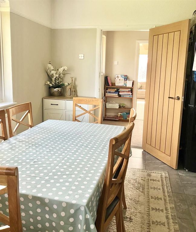 Additional image 4 of 4 bed bungalow to rentWhitehill, Cresselly, Kilgetty SA68