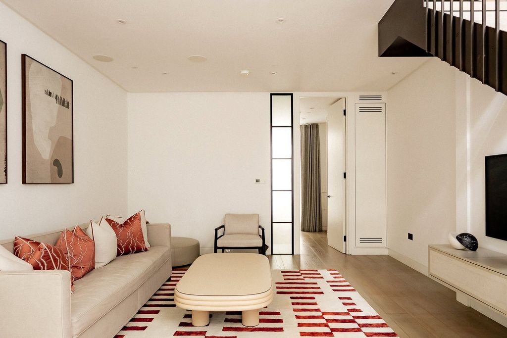 Additional image 9 of 4 bed terraced house for saleSt Luke's Street, Chelsea SW3