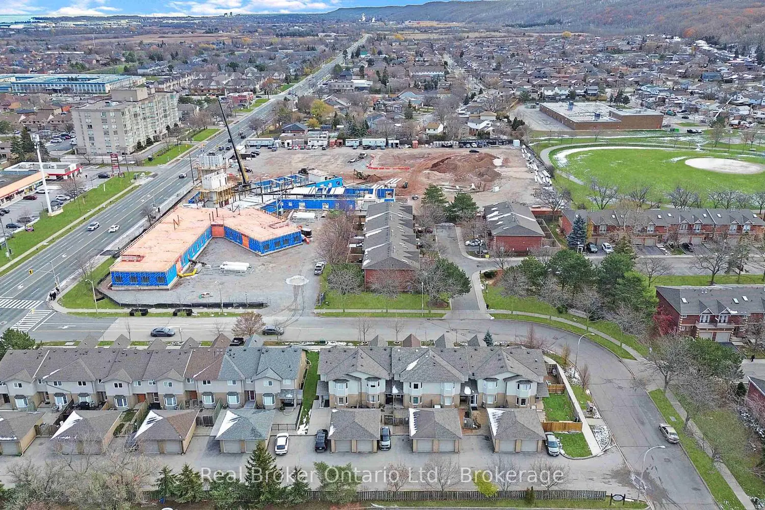 Additional image 20 of 47 Dynasty Avenue