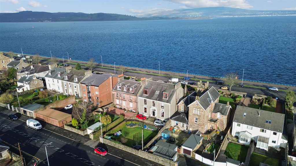 Additional image 18 of 4 bed flat for saleEsplanade, Greenock PA16