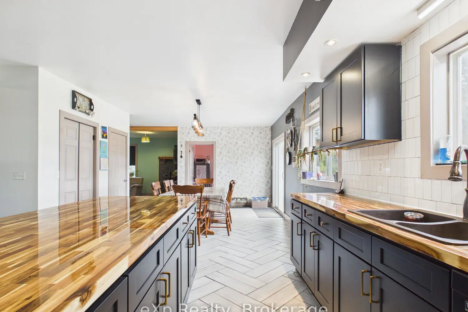 Additional image 6 of 569 Louisa Street