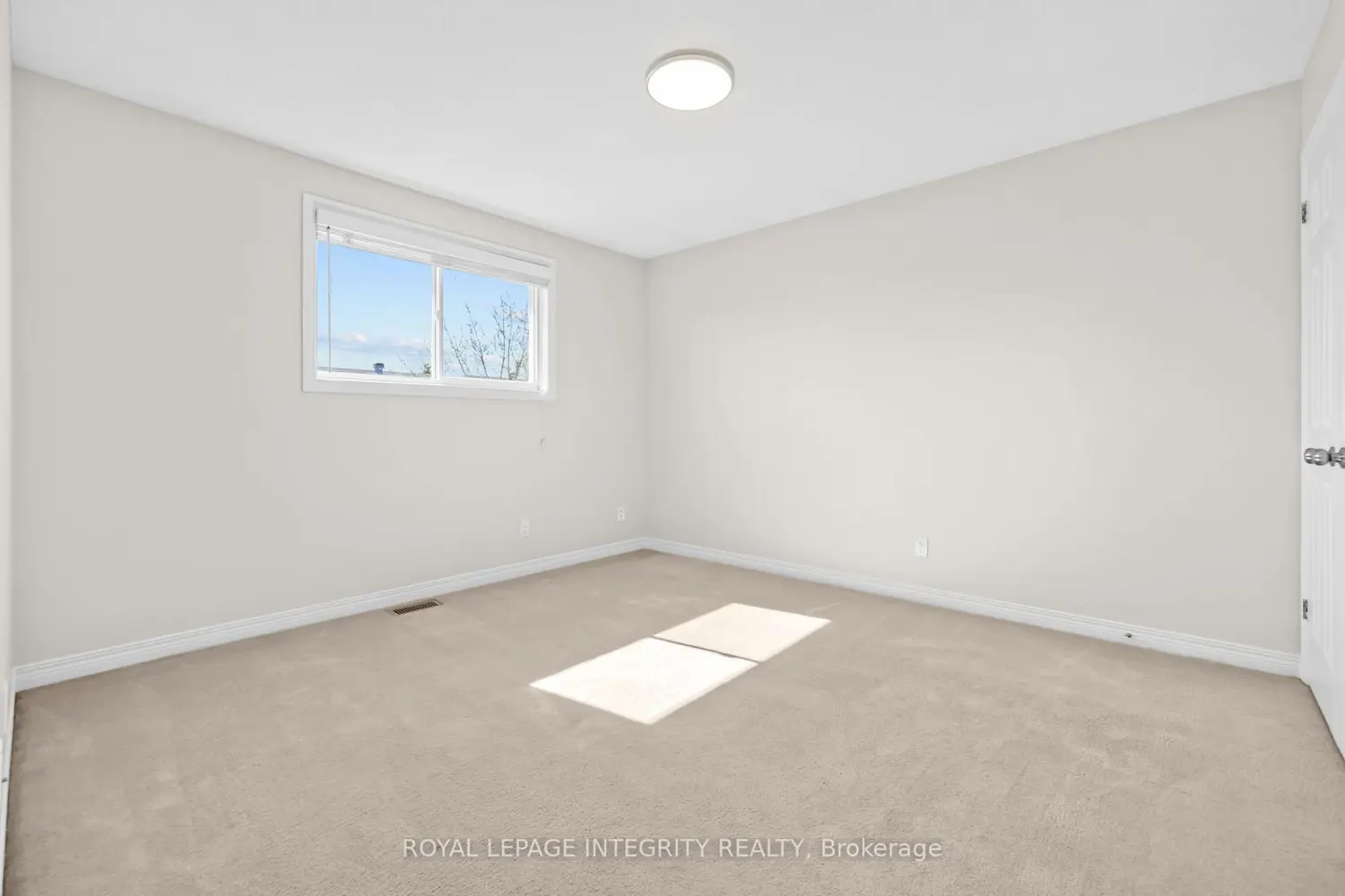 Additional image 9 of 4 Tamarack Place