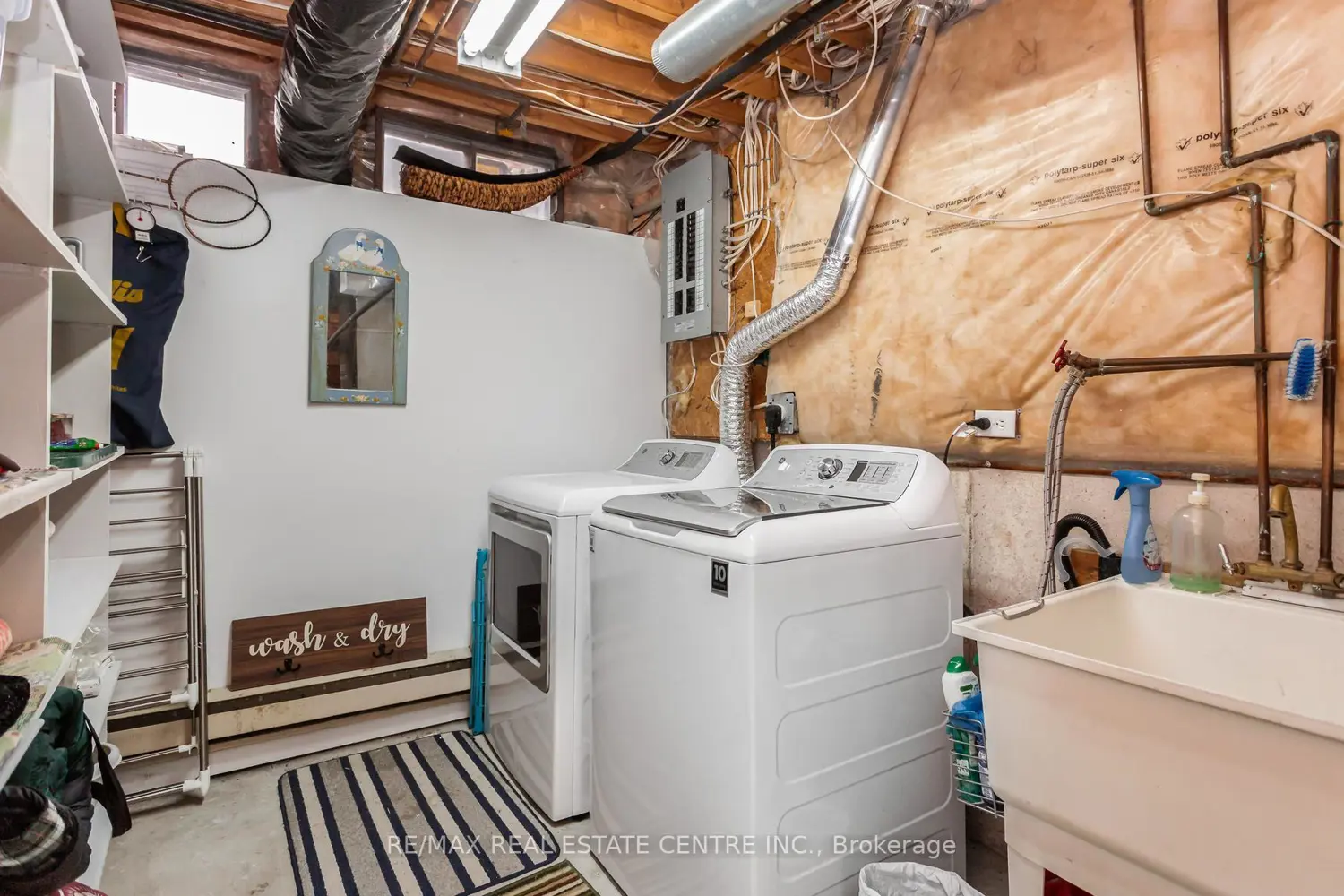 Additional image 12 of 2555 Thomas Street 66