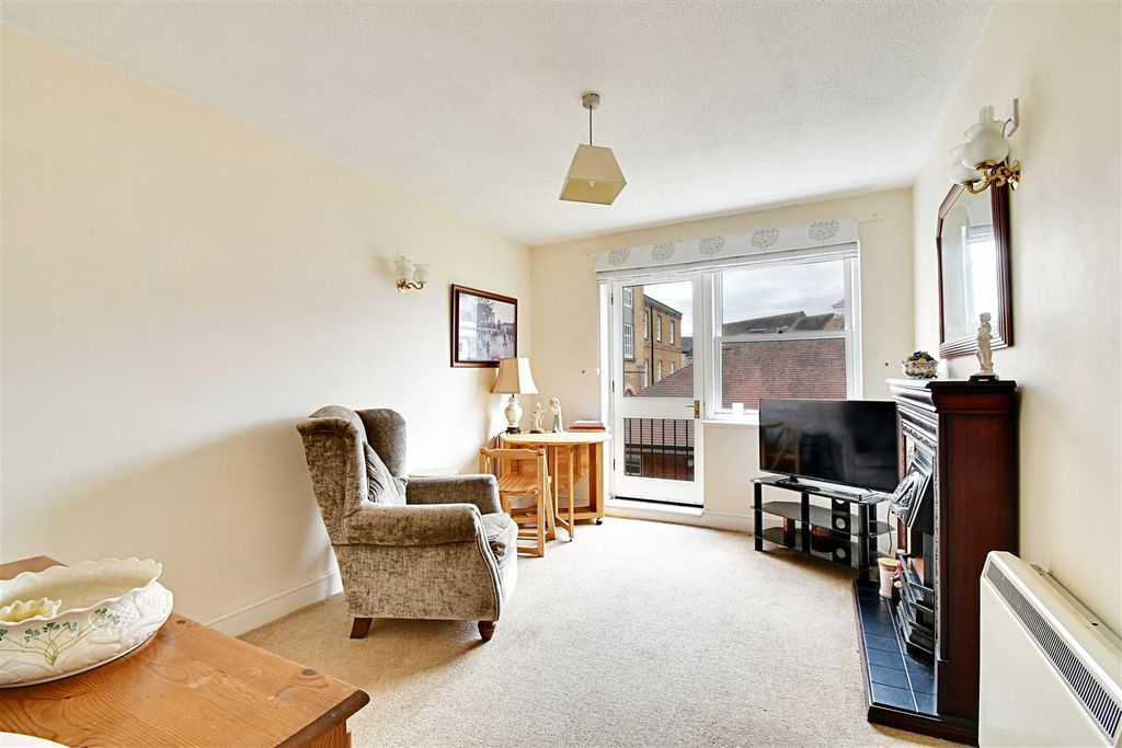 Additional image 2 of 1 bed flat for saleChauncy Court, Hertford SG14