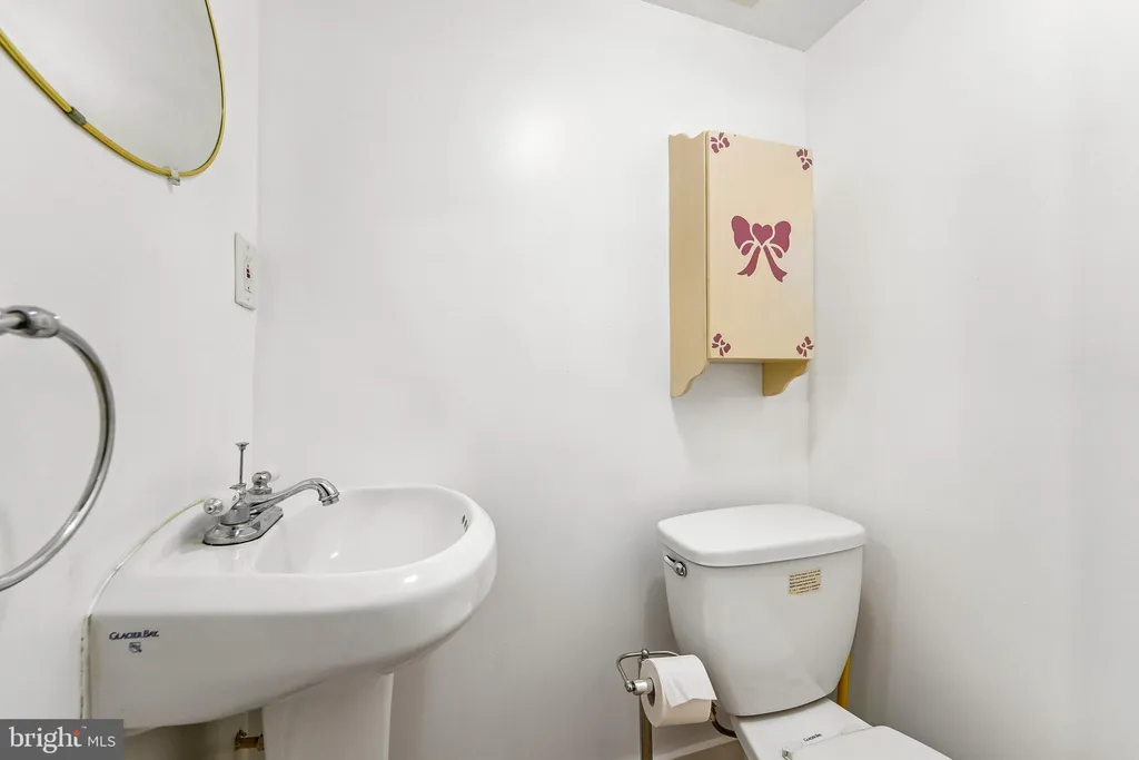 Additional image 30 of 5512 Medwick Garth N, Baltimore, MD 21228