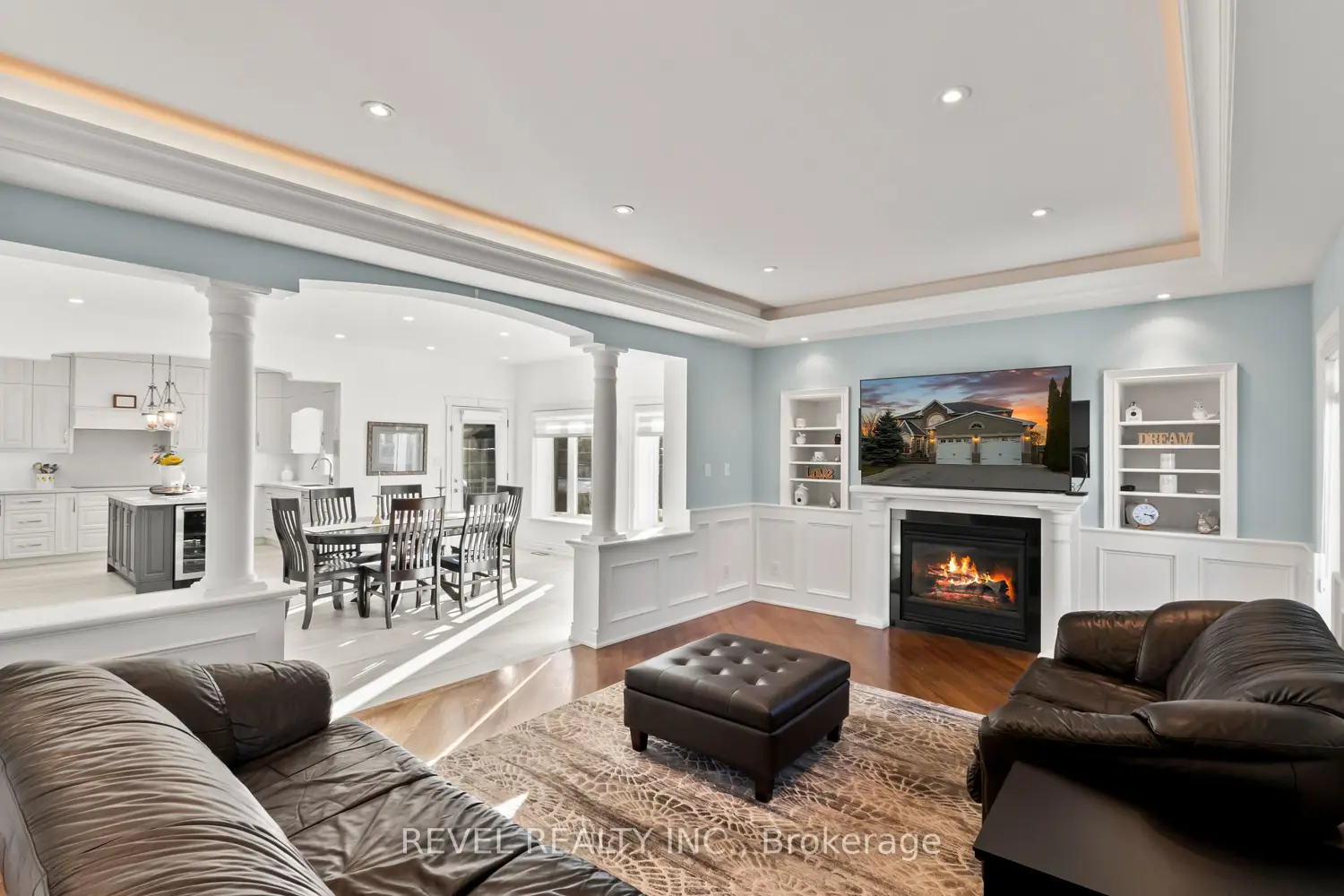 Additional image 5 of 70 Applewood Crescent