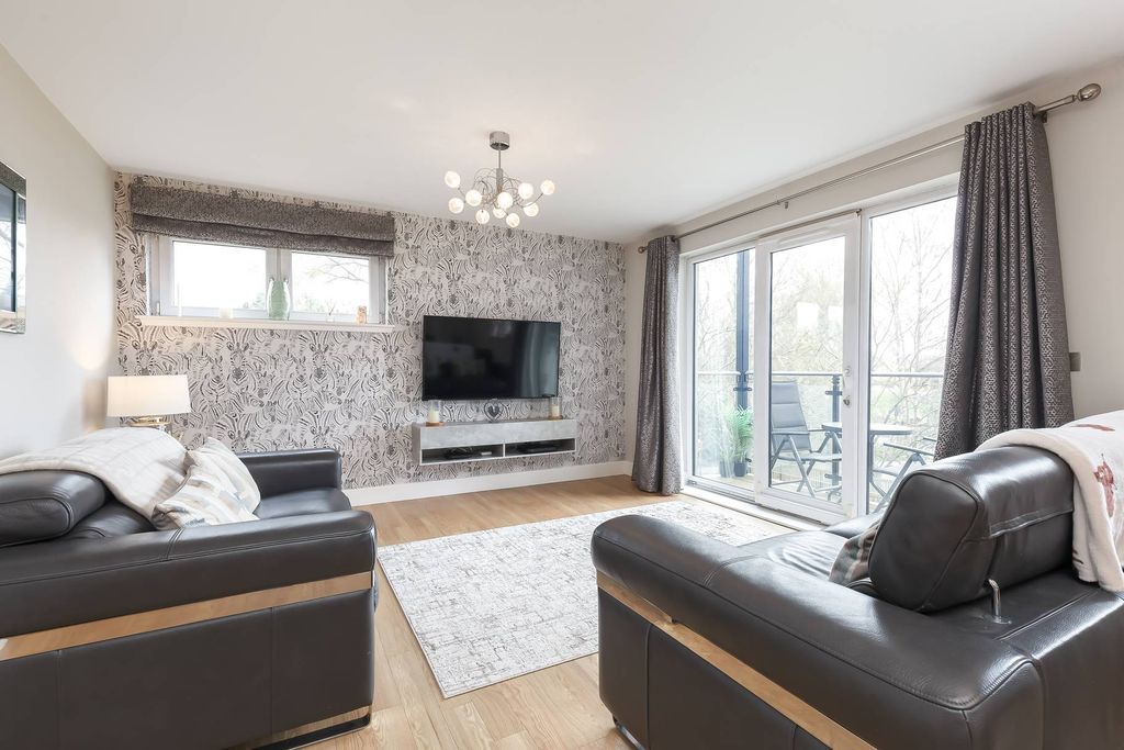 Additional image 4 of 2 bed flat for sale4/4 Burnbrae Park, Edinburgh EH12