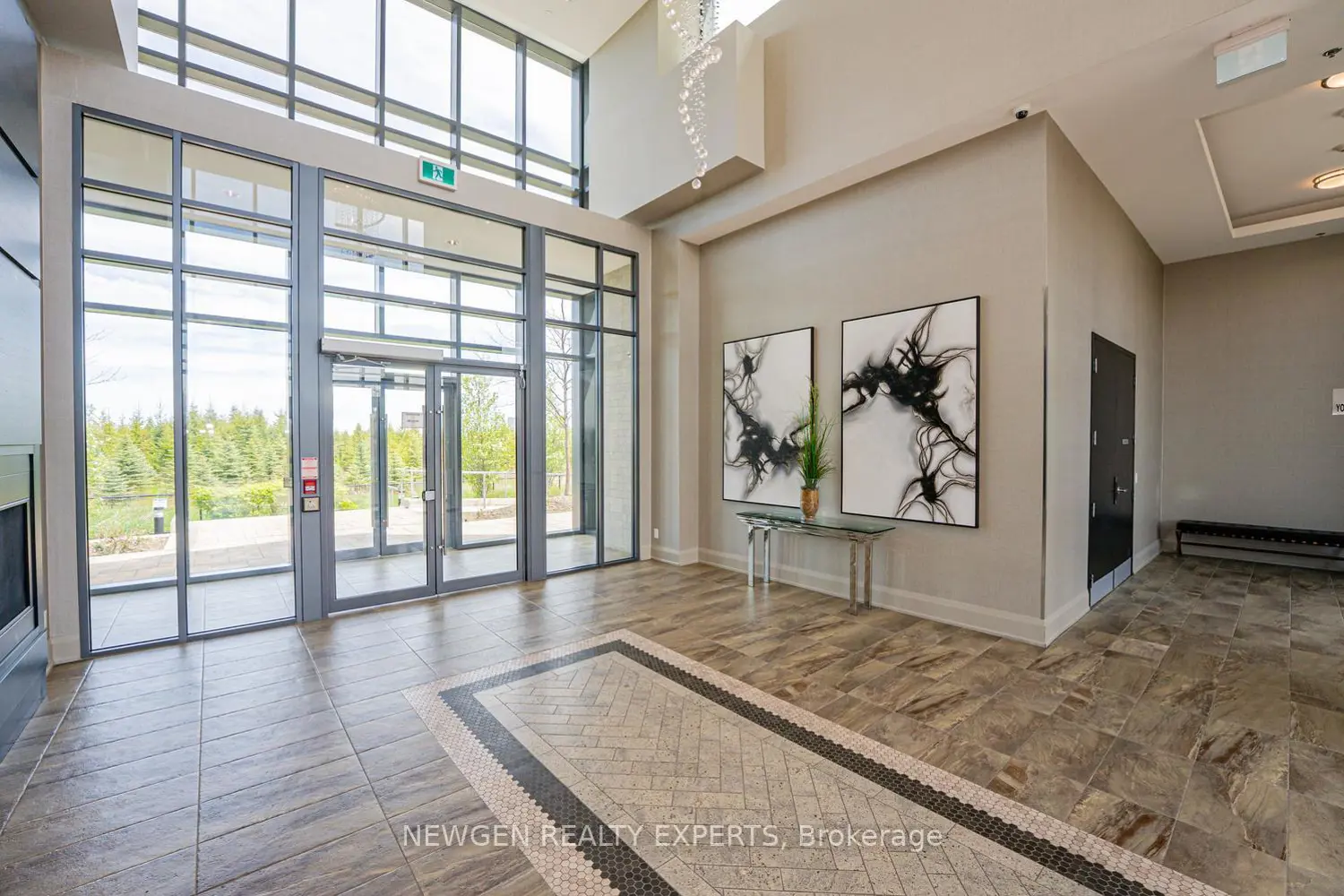Additional image 8 of 65 Yorkland Boulevard 808