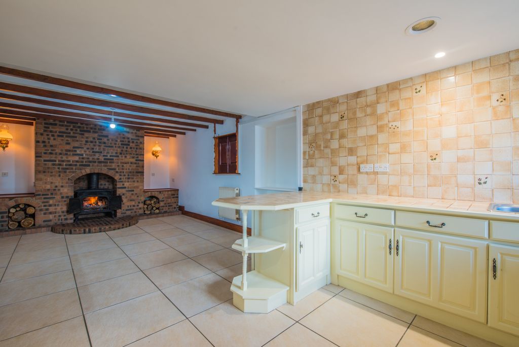 Additional image 3 of 3 bed property to rentTree Cottage, Saundersfoot SA69