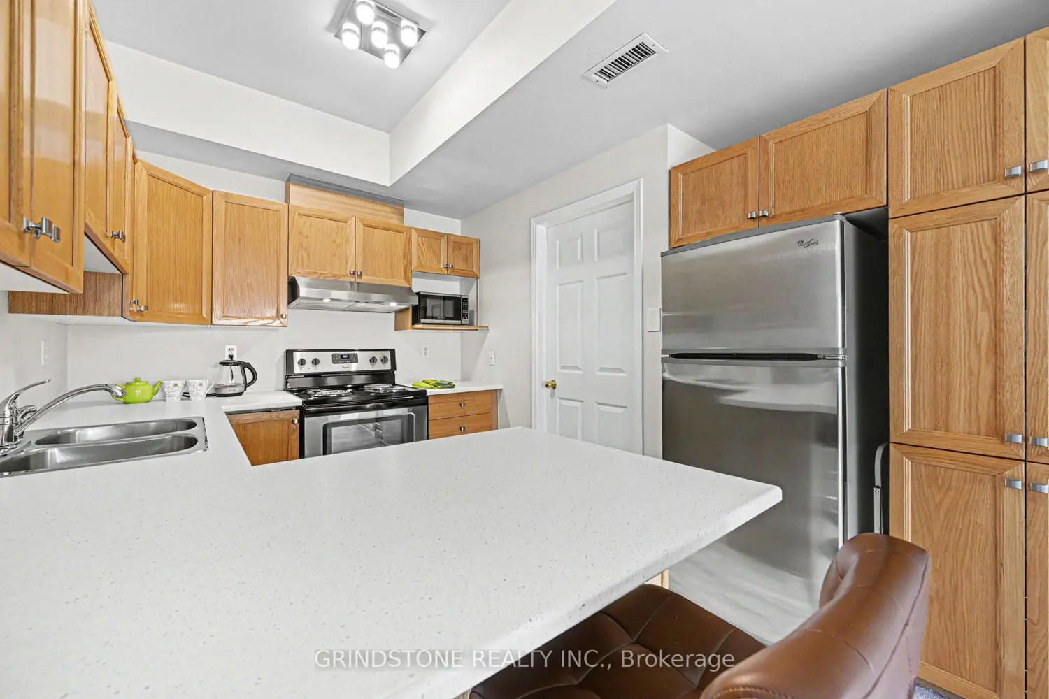 Additional image 12 of 100 Robson Court