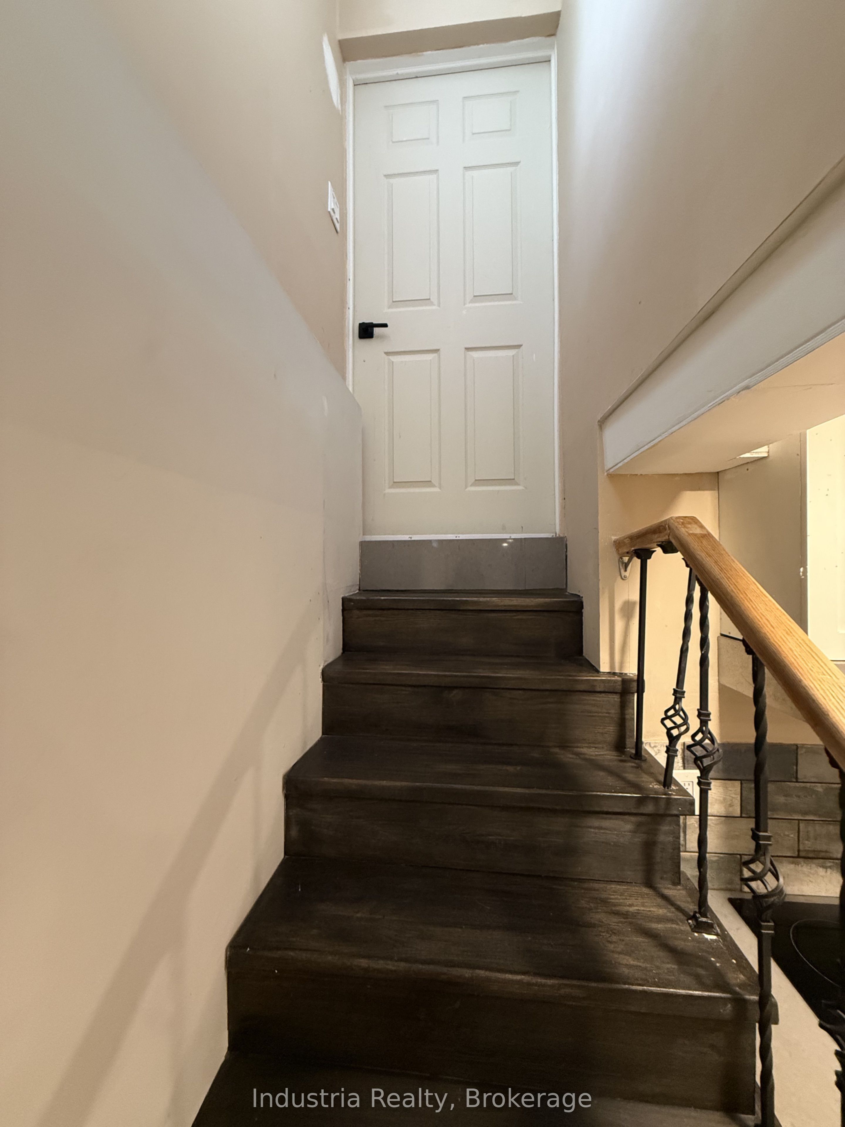 Additional image 3 of Basement-92 Grant Blight Crescent, Newmarket, ON, L3Y 7W3