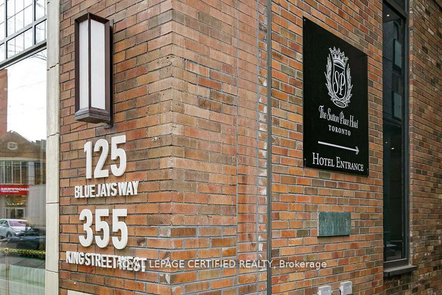125 Blue Jays Way 1905