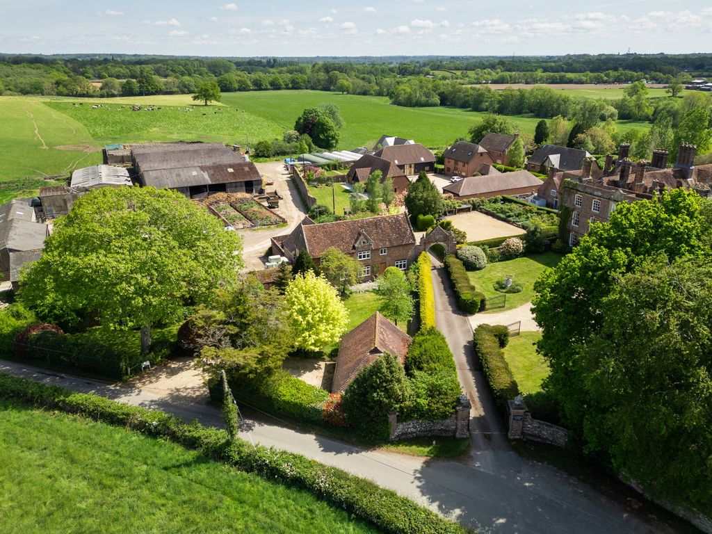 Additional image 33 of 4 bed detached house to rentStock Lane, Landford, Salisbury SP5