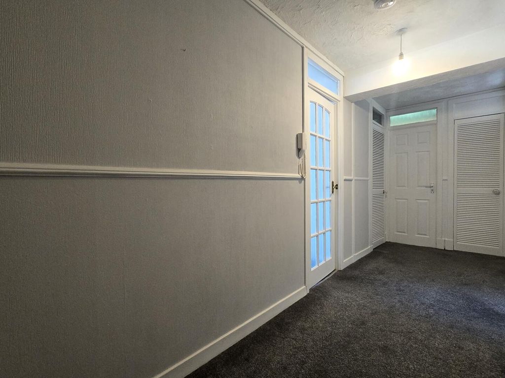 Additional image 18 of 2 bed flat to rentIona Court, Perth PH1
