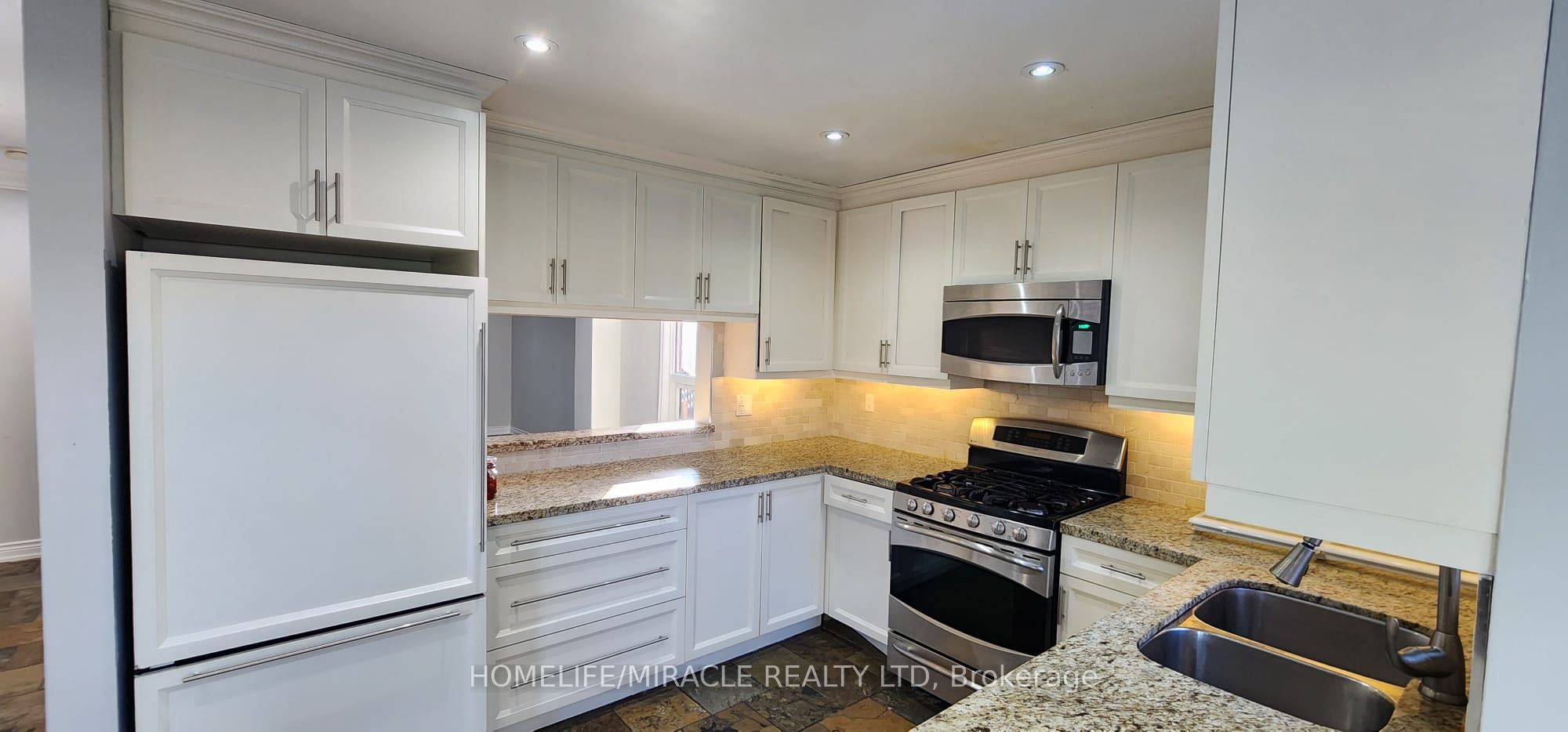 Additional image 2 of 264 Wright Crescent, Ajax, ON, L1S 5S5