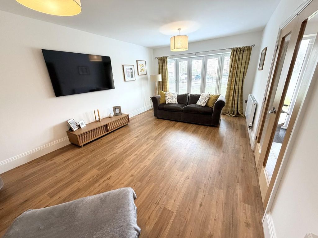 Additional image 5 of 4 bed detached house for saleMayfair Gardens, Hartlepool TS26
