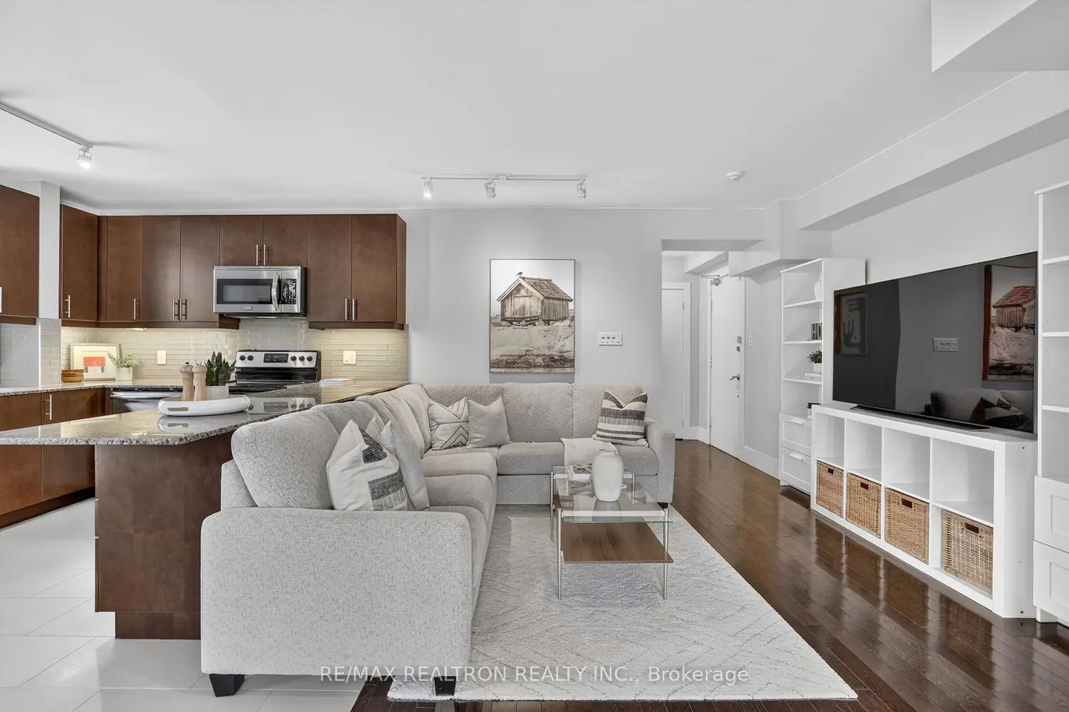 Additional image 3 of 2603 Bathurst Street 106