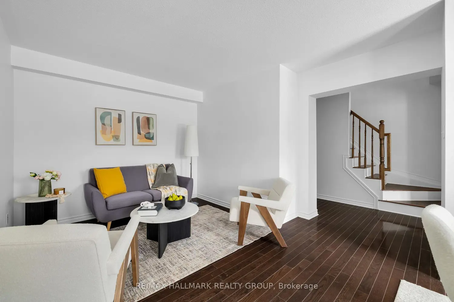 257 Aquilo Crescent photo 2