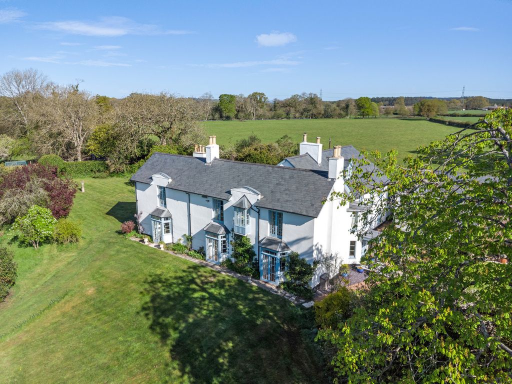 7 bed country house for saleHyde, Dorset BH20