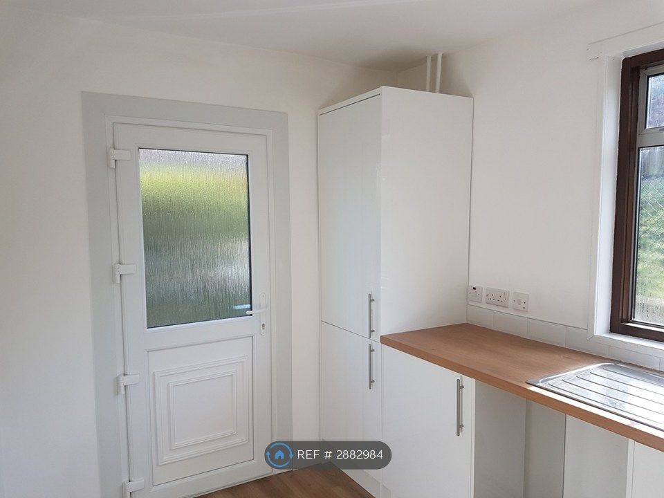 Additional image 7 of 3 bed semi-detached house to rentPennyfern Road, Greenock PA16