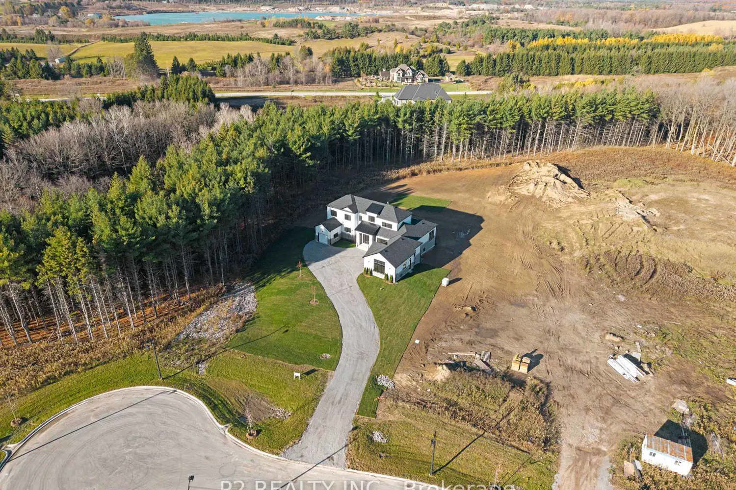50 Newton Reed Crescent