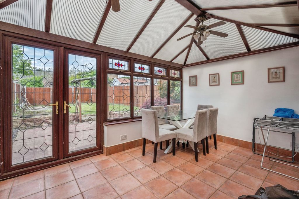 Additional image 5 of 4 bed semi-detached house for saleSandown Road, Wickford SS11