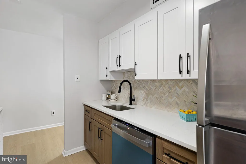 Additional image 2 of 1301 N Harrison Street Unit 402, Wilmington, DE 19806