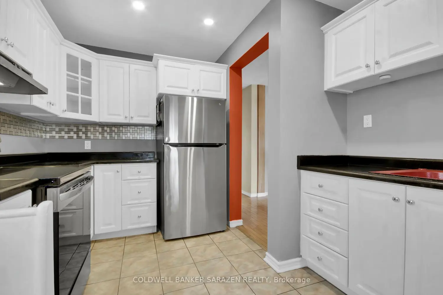 30 Harrold Place photo 3