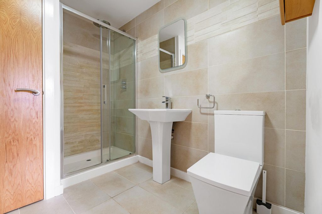 Additional image 18 of 2 bed flat to rentRegent Grove, Leamington Spa, Warwickshire CV32