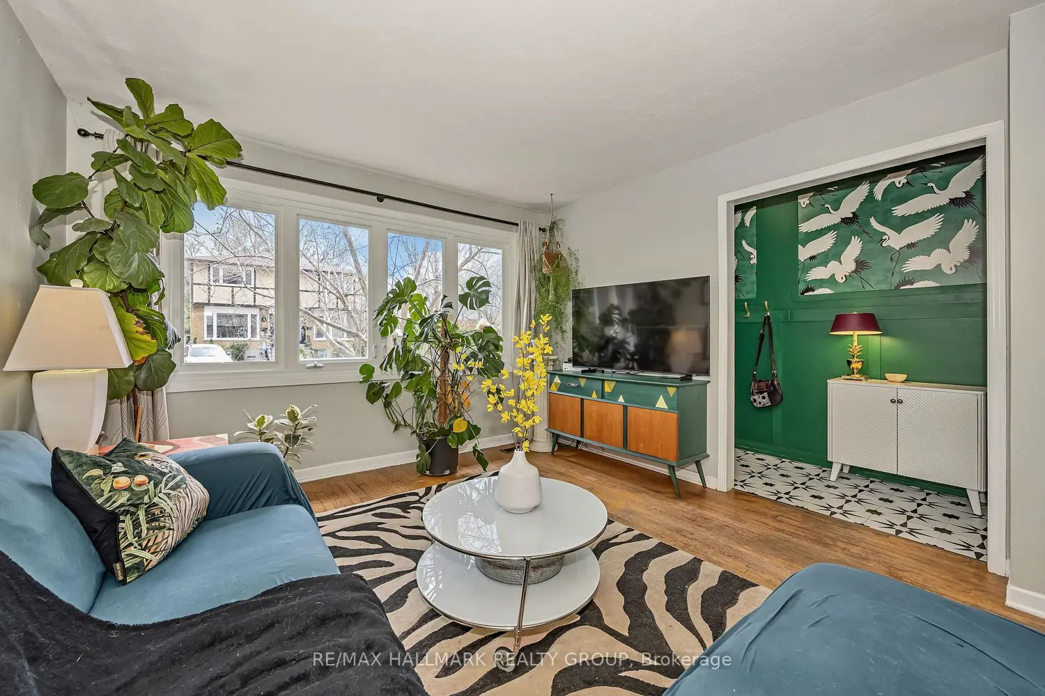 2661 Conn Street photo 4