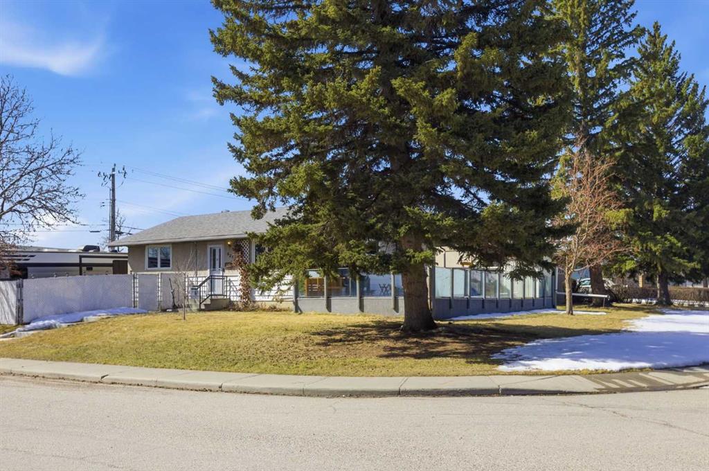 Additional image 3 of 827 Forlee Drive SE, Calgary, AB, T2A 2E7