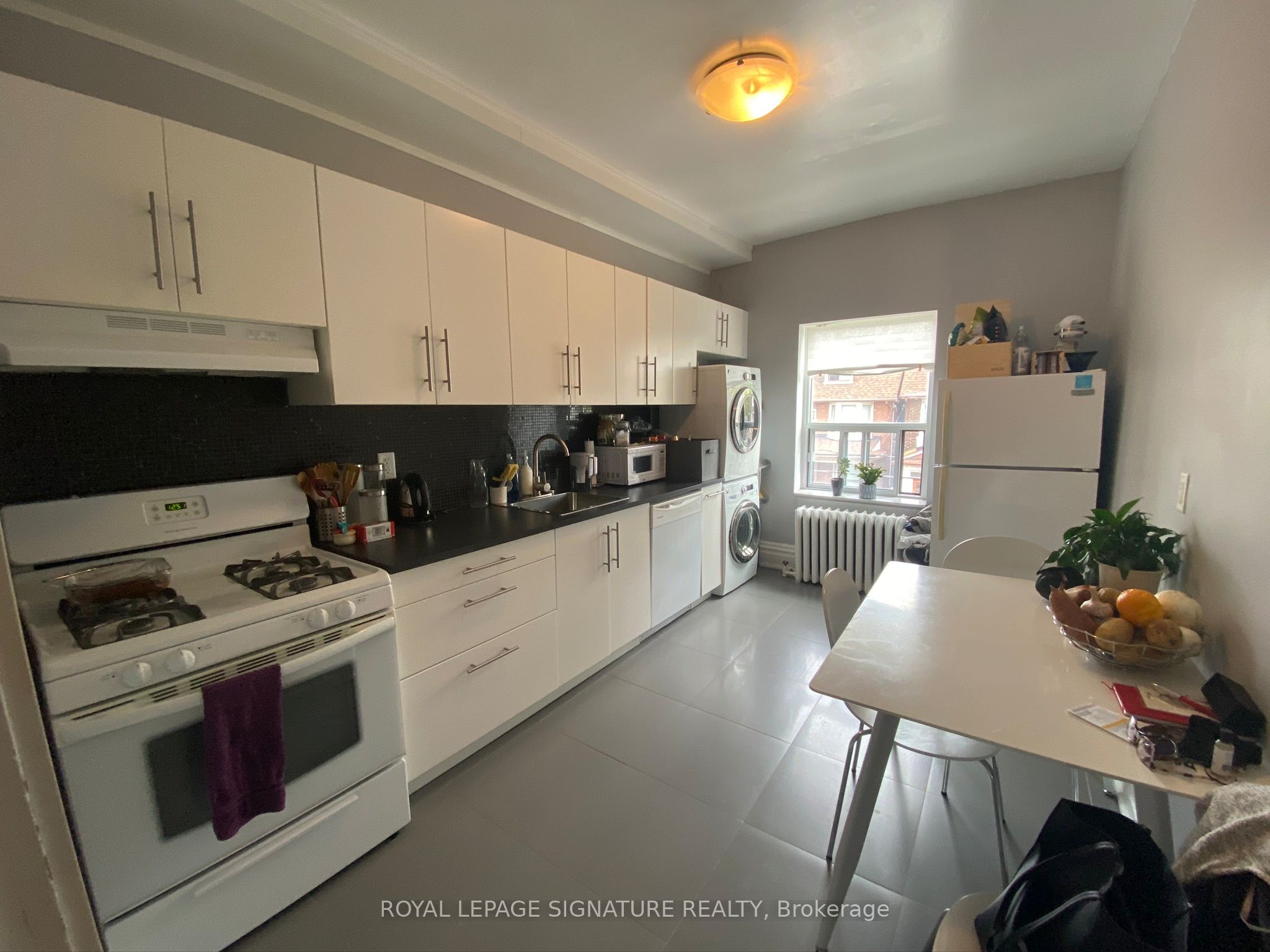 Additional image 5 of 3-172 Beatrice Street, Toronto, ON, M6G 1C1
